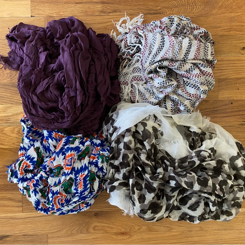 Bundle of 4 scarves